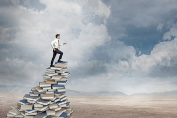 举办2023五一劳动节活动总结